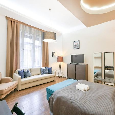 Deluxe Central Apartment With 4Bedrm 2 Bathrm Budapest Exterior photo